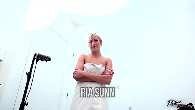 Ria Sunn Has A Fun Fuck Inside The Studio - POVBitch