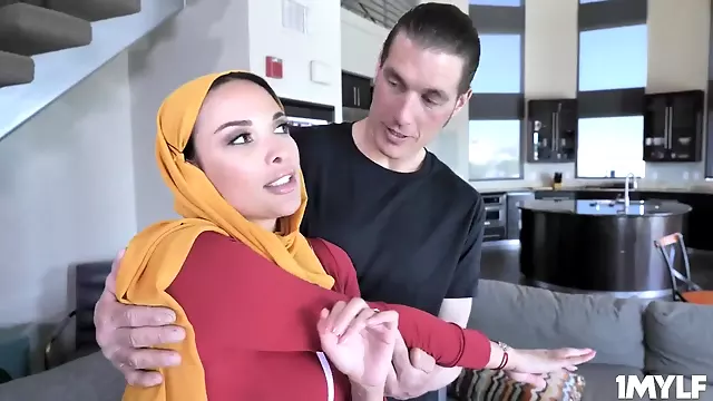 Muslim Arab in hijab Anissa Kate grabbing the trainers cock - exotic tits