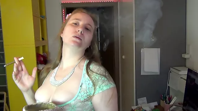 चुदाई बडीचूतबिडियौज, बड़े स्तन, सुनहरे बाल ळाली, स्तन, सेक्स धूम्रपान सिगरेट, लंबे बालो वाली