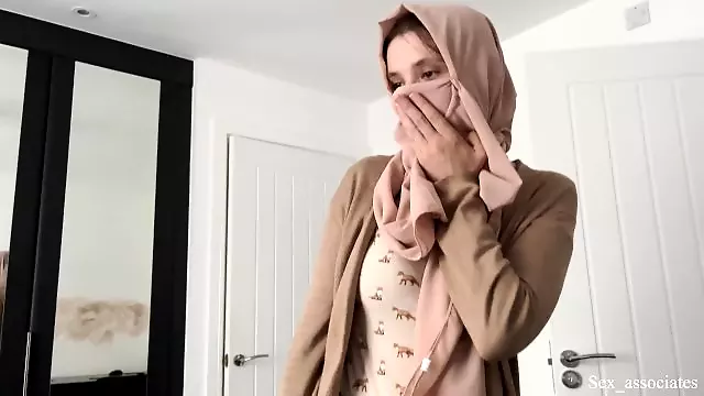 سکس عرب با حجاب ساک زدن, اسپرم با دست, نامادری خوشگل, عربی اولین بار, میانسال, مامان, میلف آلمانی