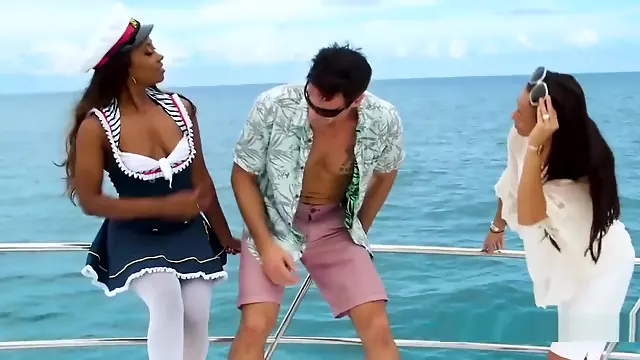 Big Booty Ebony Captain Bangs Her Client