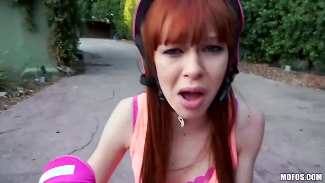 Lad invites ginger cutie in pink inside to fuck her cunt