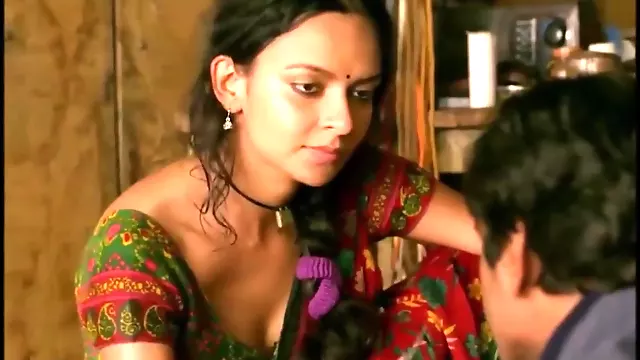 بازیگر هندی, اماتور زیبا, پستون گنده هندی, بوسه زدن سینه گنده, کون و ممه گنده, برازرس عاشقانه