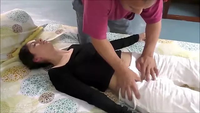 Japanese massage, beach