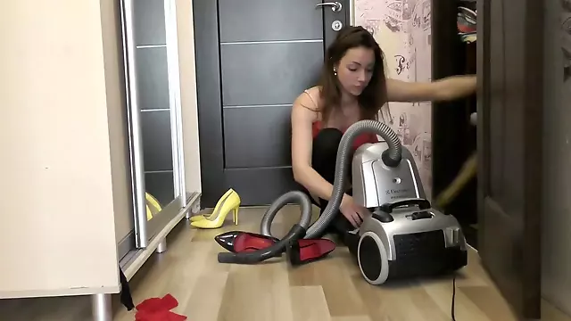 Vacuum cleaner, vacuuming